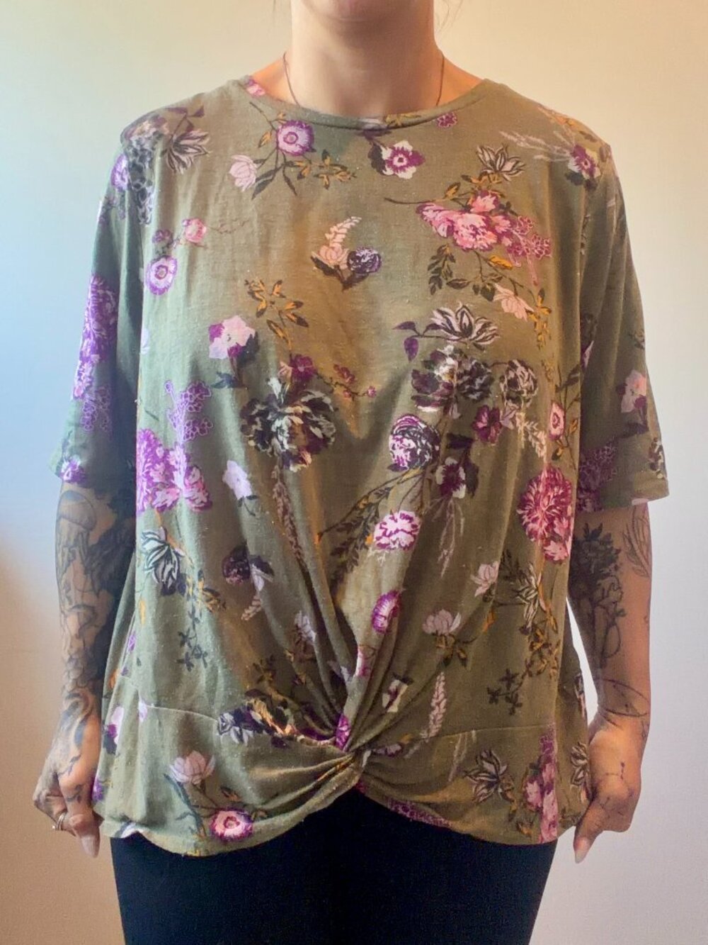 Wall Flower Women's 2X XXL Green Floral Blouse Short Sleeves